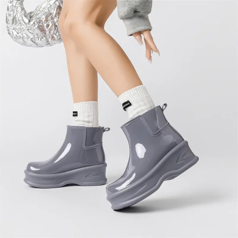Aurevo® – Der High-Style Boot mit glänzendem Finish