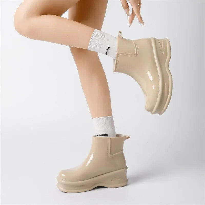 Aurevo® – Der High-Style Boot mit glänzendem Finish