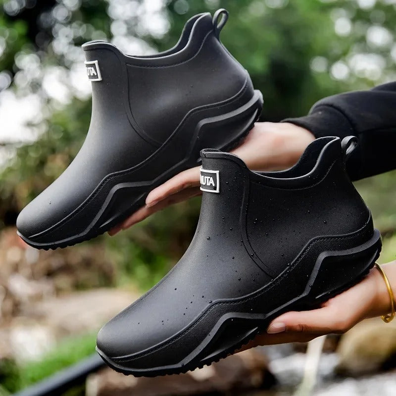 UrbanDry® – Der stylische Unisex-Regenschuh für jedes Wetter
